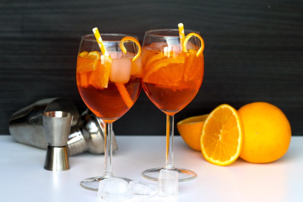 blandinejoannic-spritz-5164971_1920